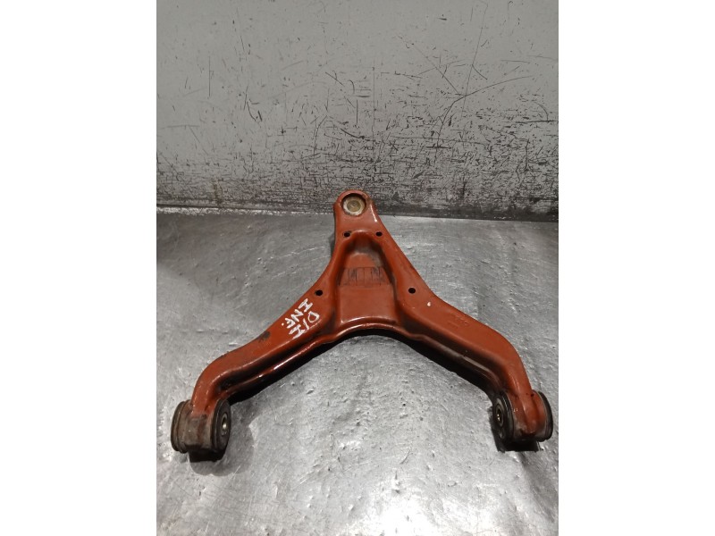 Recambio de brazo suspension inferior delantero izquierdo para iveco daily iii furgoneta 35 s 11 v,35 c 11 v referencia OEM IAM 