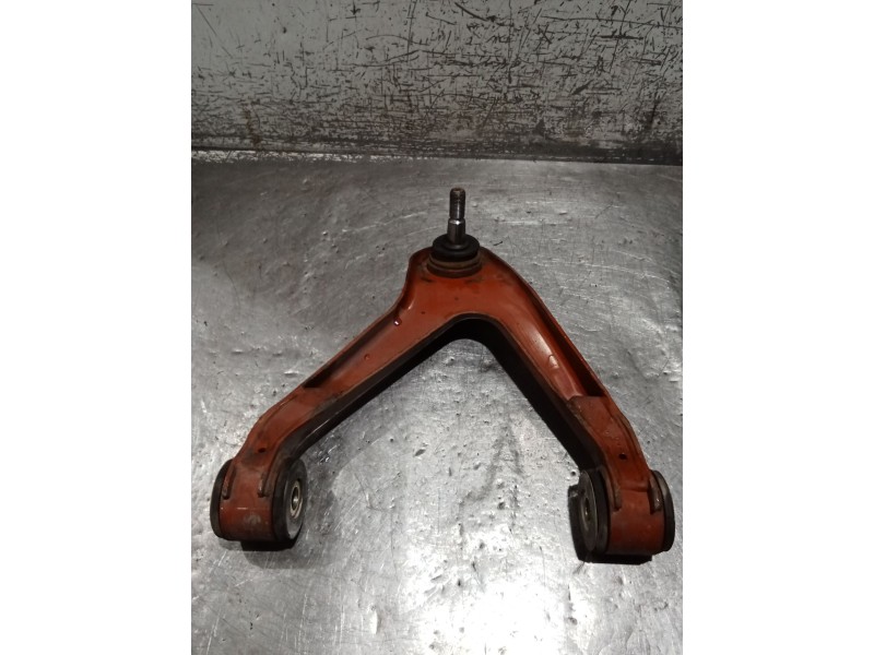Recambio de brazo suspension superior delantero derecho para iveco daily iii furgoneta 35 s 11 v,35 c 11 v referencia OEM IAM   