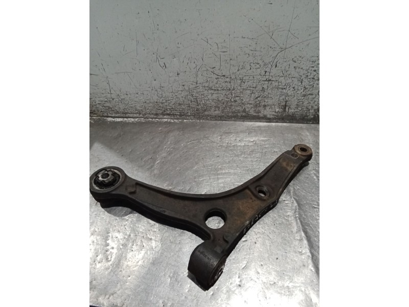 Recambio de brazo suspension inferior delantero derecho para citroën jumper iii caja/chasis 2.2 hdi 120 referencia OEM IAM   06