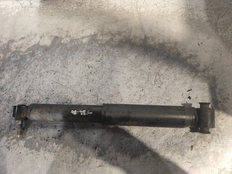 Recambio de amortiguador trasero izquierdo para renault scenic iii authentique referencia OEM IAM 562100018R  