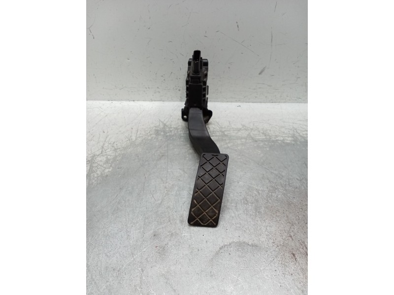 Recambio de potenciometro pedal para audi a3 sportback (8va) ambiente referencia OEM IAM 5Q1721503H 6PV01001062110 2012