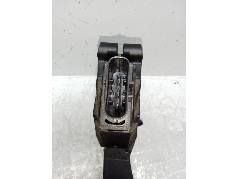 Recambio de potenciometro pedal para audi a3 sportback (8va) ambiente referencia OEM IAM 5Q1721503H 6PV01001062110 2012
