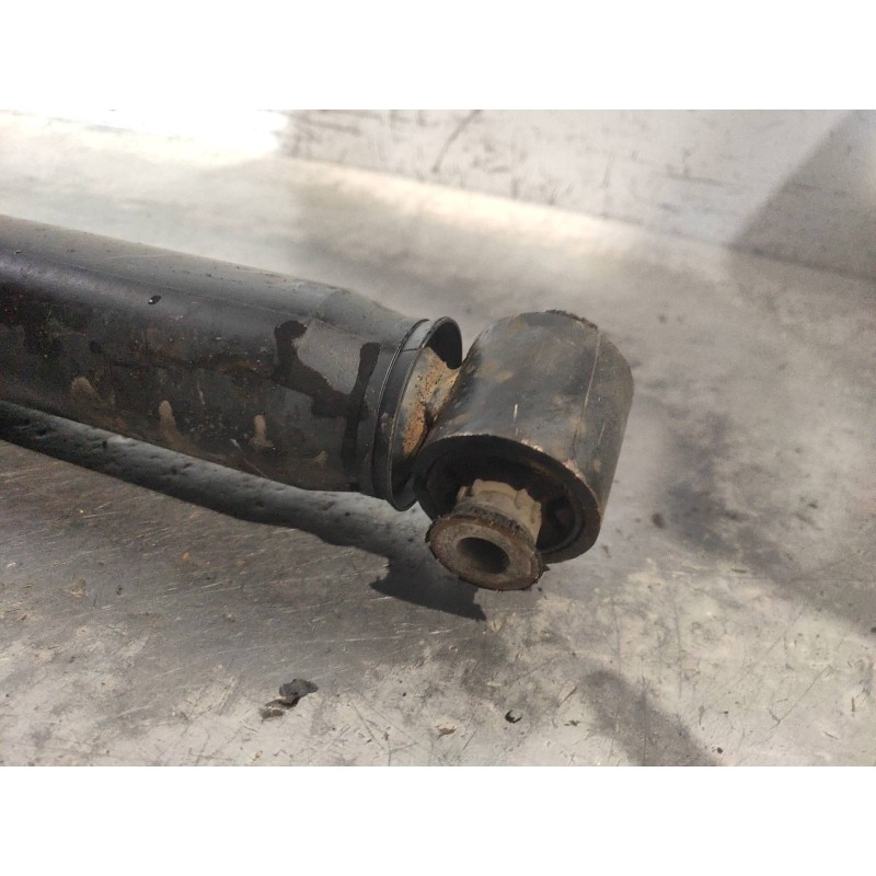 Recambio de amortiguador trasero izquierdo para renault scenic iii authentique referencia OEM IAM 562100018R  