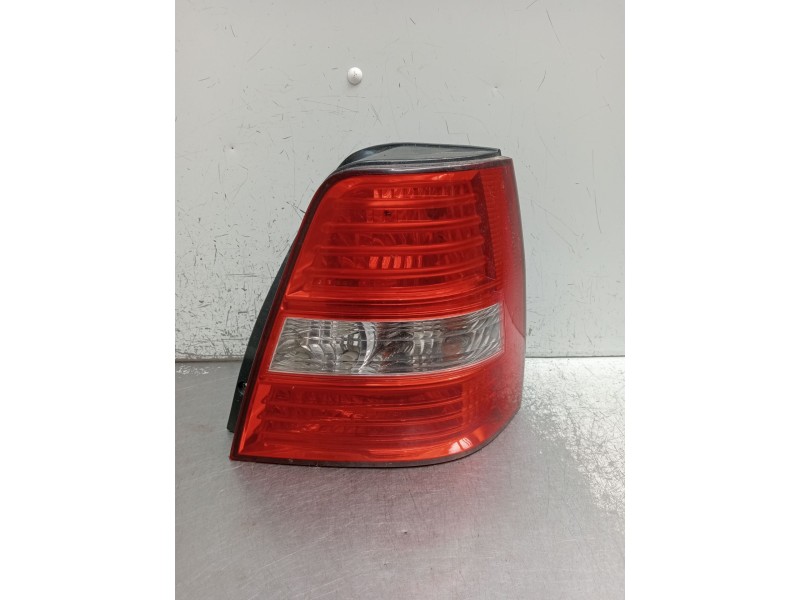 Recambio de piloto trasero derecho para kia sorento i (jc) 2.5 crdi referencia OEM IAM   2006