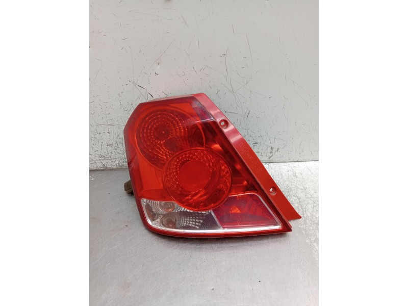 Recambio de piloto trasero izquierdo para daewoo kalos (klas) 1.2 referencia OEM IAM   2002