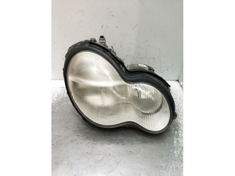 Recambio de faro derecho para mercedes-benz clase c (w203) c 220 cdi (203.006) referencia OEM IAM 1307329072 0301166271 XENON 20