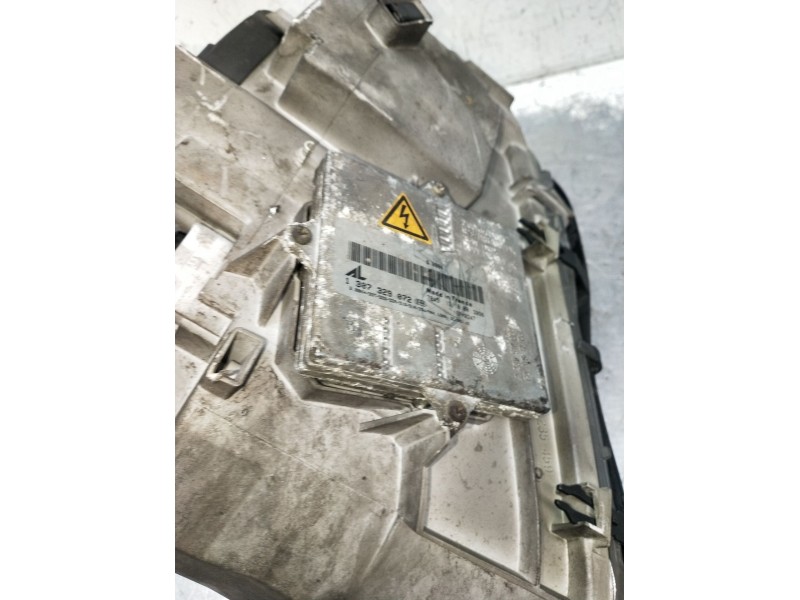 Recambio de faro derecho para mercedes-benz clase c (w203) c 220 cdi (203.006) referencia OEM IAM 1307329072 0301166271 XENON 20