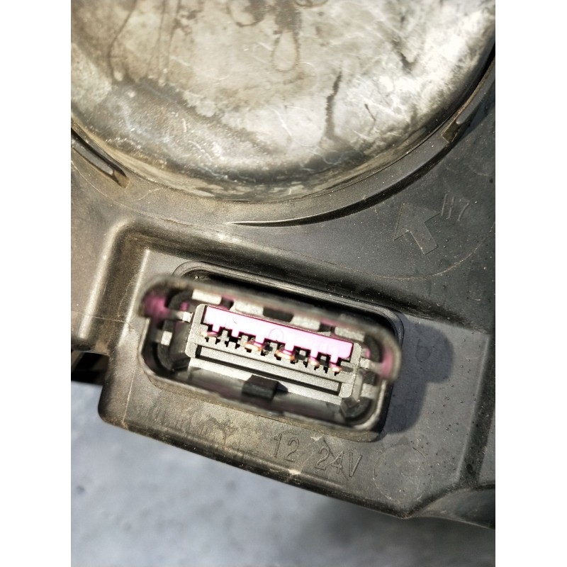 Recambio de faro izquierdo para renault megane iii hatchback (bz0/1_, b3_) 1.5 dci (bz09, bz0d, bz1w, bz29, bz14) referencia OEM