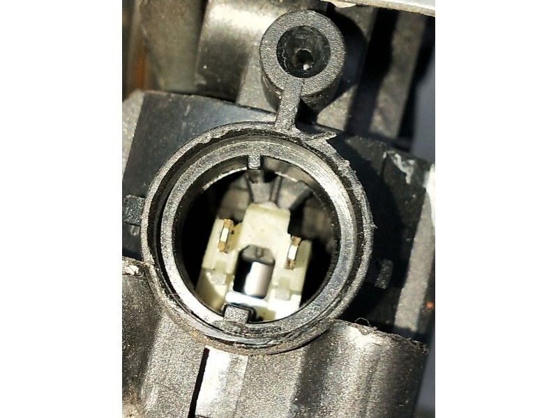 Recambio de elevalunas delantero izquierdo para renault clio ii (bb_, cb_) 1.2 16v (bb05, bb0w, bb11, bb27, bb2t, bb2u, bb2v, cb