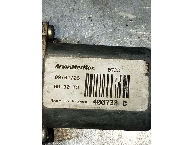 Recambio de elevalunas delantero izquierdo para renault clio ii (bb_, cb_) 1.2 16v (bb05, bb0w, bb11, bb27, bb2t, bb2u, bb2v, cb