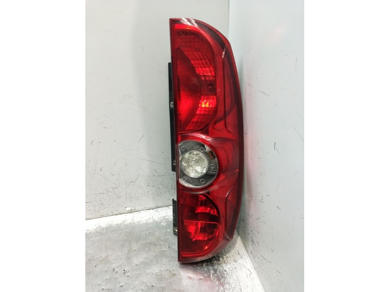 Recambio de piloto trasero derecho para fiat doblo cargo (263_) 1.3 d multijet referencia OEM IAM 0237099900010  2010
