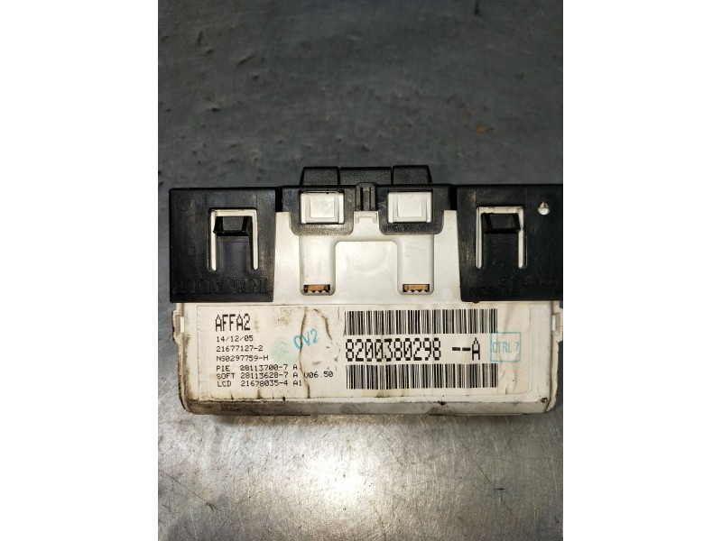 Recambio de pantalla multifuncion para renault clio ii (bb_, cb_) 1.2 16v (bb05, bb0w, bb11, bb27, bb2t, bb2u, bb2v, cb05,... re