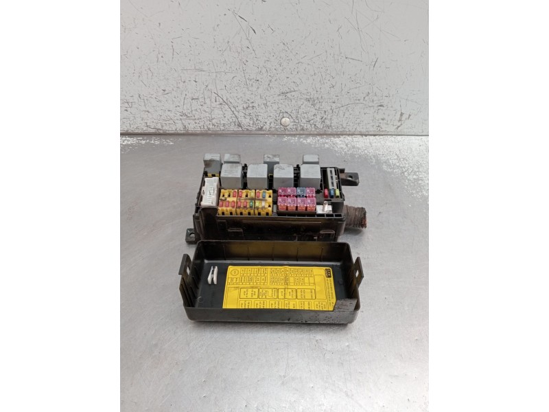 Recambio de caja reles / fusibles para daewoo kalos (klas) 1.2 referencia OEM IAM   2002