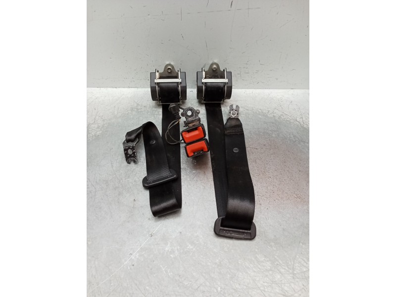 Recambio de juego cinturones trasero para audi a3 sportback (8va) ambiente referencia OEM IAM  5P 2012