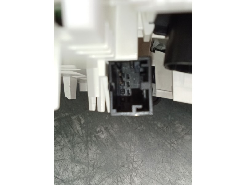 Recambio de luz interior para audi a3 sportback (8va) ambiente referencia OEM IAM 8V0947135B  