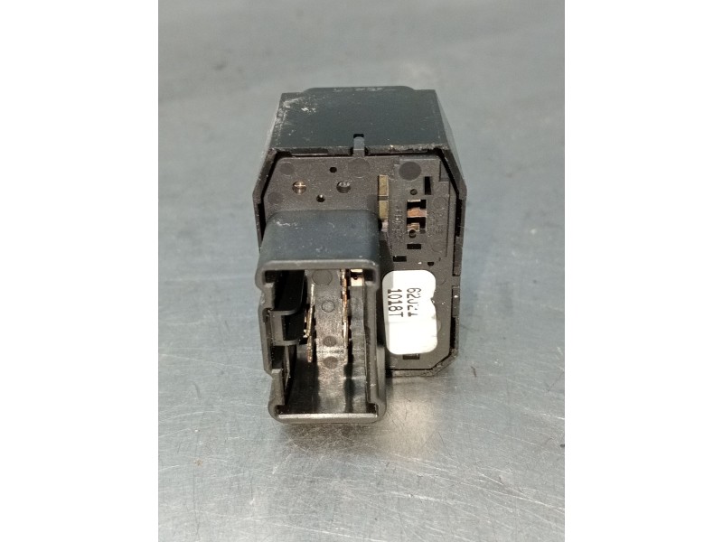 Recambio de mando multifuncion para suzuki ignis (/mf) gle referencia OEM IAM 62J211018T MANDO ESPEJOS 2018