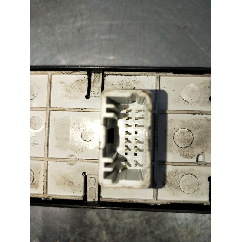 Recambio de mando elevalunas delantero izquierdo para renault megane iii hatchback (bz0/1_, b3_) 1.5 dci (bz09, bz0d, bz1w, bz29