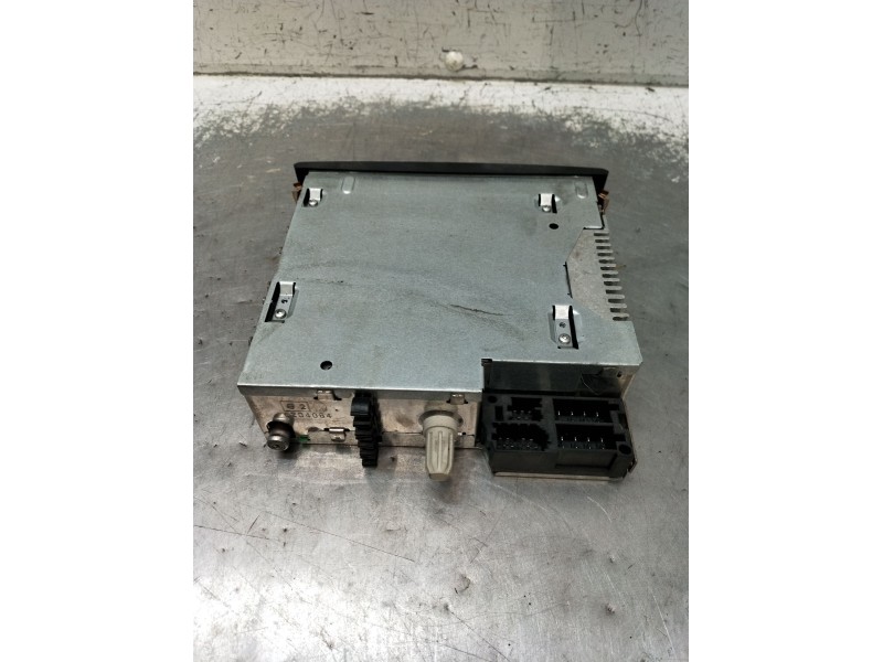 Recambio de sistema audio / radio cd para renault clio ii (bb_, cb_) 1.2 16v (bb05, bb0w, bb11, bb27, bb2t, bb2u, bb2v, cb05,...