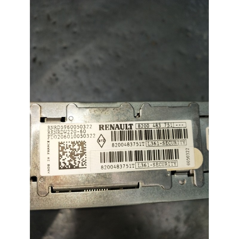 Recambio de sistema audio / radio cd para renault clio ii (bb_, cb_) 1.2 16v (bb05, bb0w, bb11, bb27, bb2t, bb2u, bb2v, cb05,...