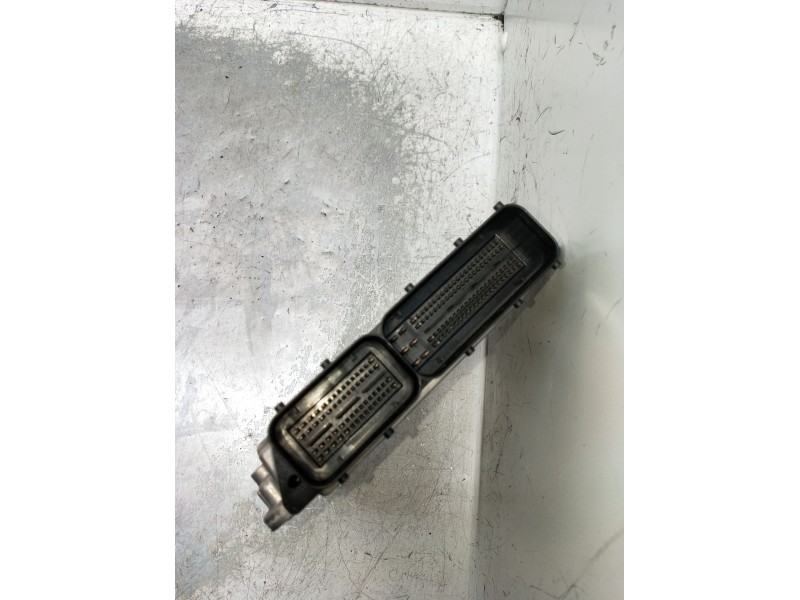 Recambio de centralita motor uce para audi a5 coupe (8t) 2.0 tfsi (155kw) referencia OEM IAM 0261S05979 8K2907115AD 1039S42193 2