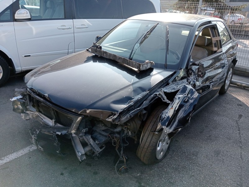 audi a3 (8l1) del año 2000