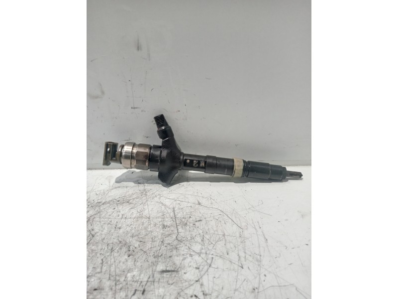 Recambio de inyector para toyota corolla verso (r1) 2.0 d-4d luna referencia OEM IAM 236700G010 01G24456 