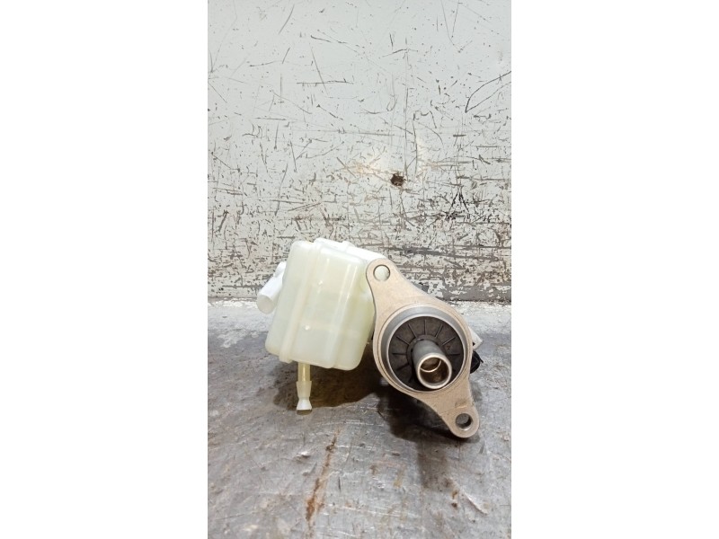 Recambio de bomba freno para skoda fabia 1.0 tsi referencia OEM IAM   