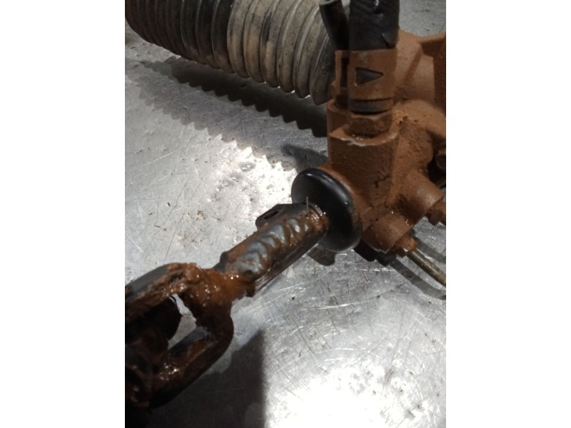 Recambio de cremallera direccion para toyota hilux vii pick-up (_n1_, _n2_, _n3_) 2.5 d-4d (kun15, kun35) referencia OEM IAM   