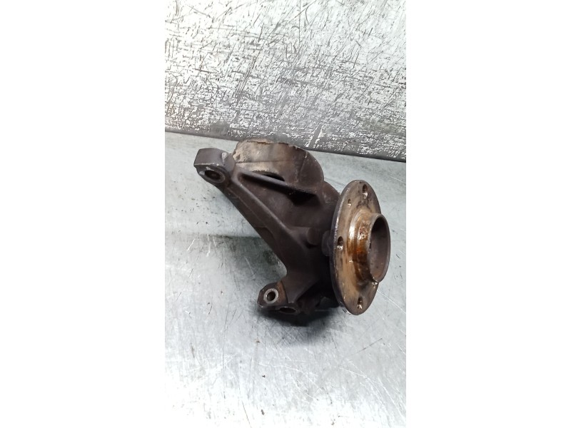 Recambio de mangueta delantera derecha para peugeot 205 ii (20a/c) 1.7 diesel referencia OEM IAM   90