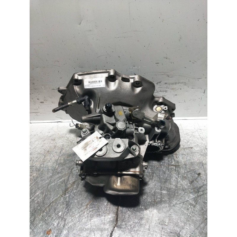 Recambio de caja cambios para opel corsa c 1.2 16v cat (z 12 xe / lw4) referencia OEM IAM F13C394 A07111 C394