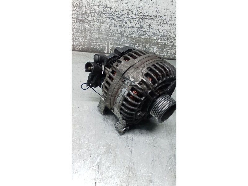 Recambio de alternador para citroën xsara (n1) 2.0 hdi 90 referencia OEM IAM 0124615002 9621791480 150A
