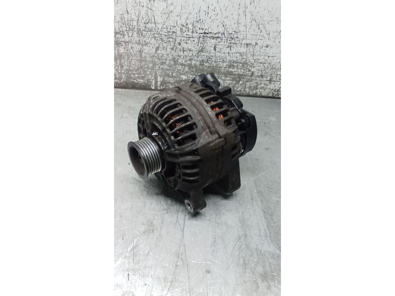 Recambio de alternador para citroën xsara (n1) 2.0 hdi 90 referencia OEM IAM 0124615002 9621791480 150A
