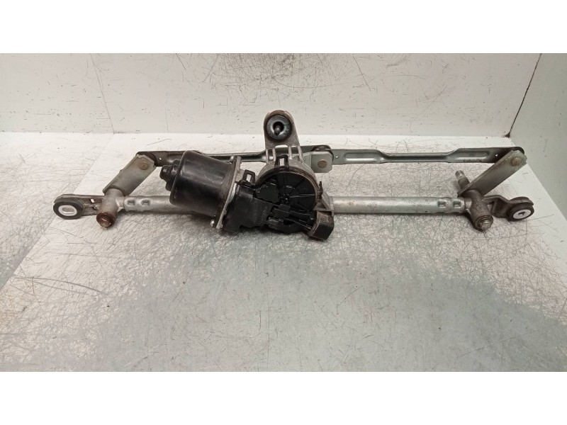 Recambio de motor limpia delantero para ssangyong tivoli 1.6 turbodiesel cat referencia OEM IAM 7821035001  