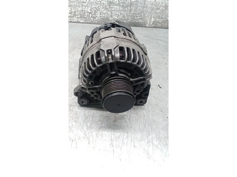 Recambio de alternador para audi a3 (8l1) 1.9 tdi referencia OEM IAM 038903023L 0124325001 00 90A