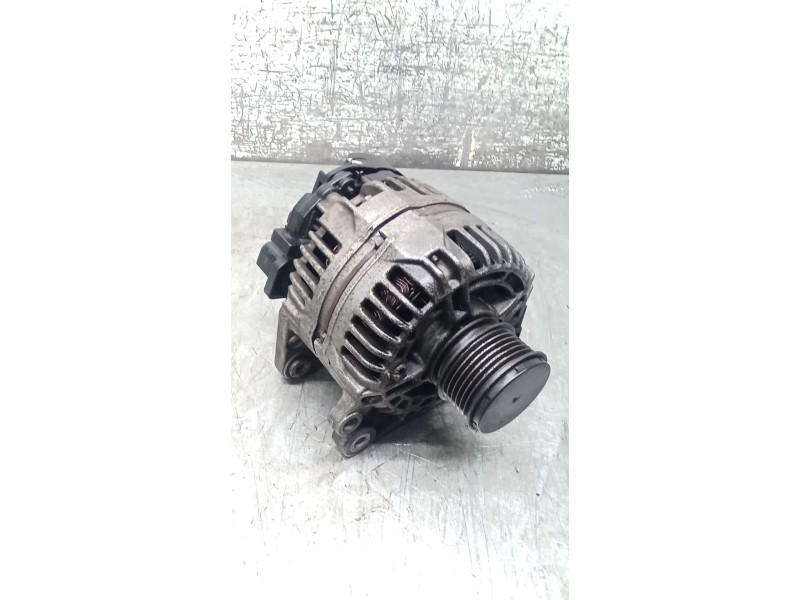 Recambio de alternador para audi a3 (8l1) 1.9 tdi referencia OEM IAM 038903023L 0124325001 00 90A