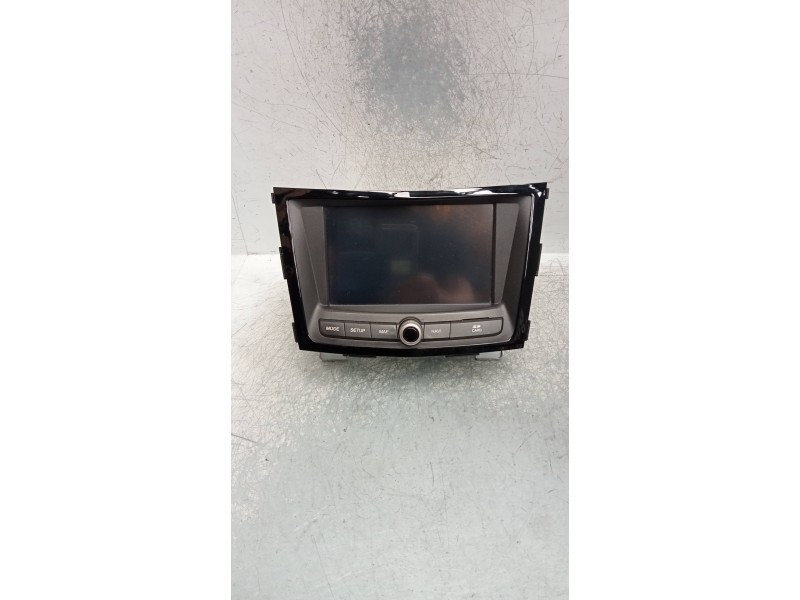 Recambio de sistema navegacion gps para ssangyong tivoli 1.6 turbodiesel cat referencia OEM IAM 8920035040  