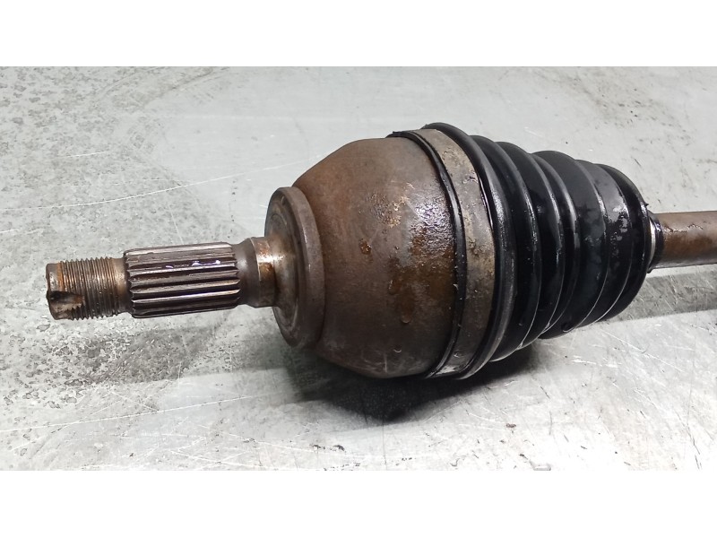 Recambio de transmision delantera izquierda para peugeot 205 ii (20a/c) 1.7 diesel referencia OEM IAM   90