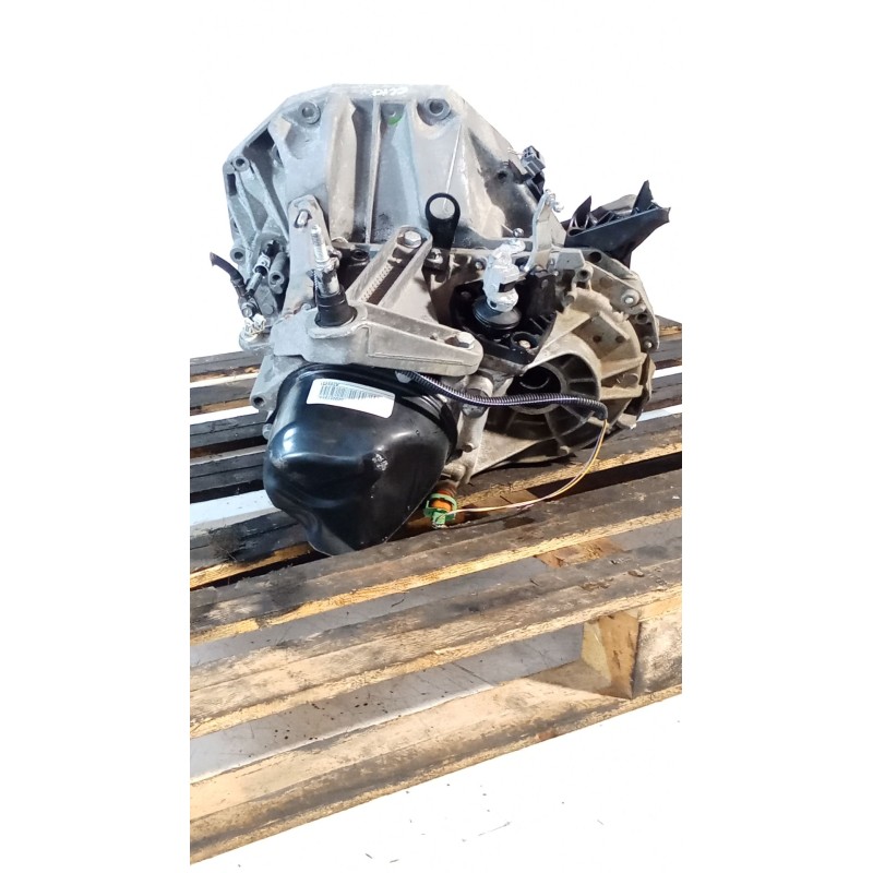 Recambio de caja cambios para renault clio iii (br0/1, cr0/1) 1.5 dci (br17, cr17) referencia OEM IAM JR5124 5V A399451