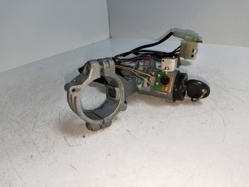 Recambio de conmutador de arranque para ssangyong family 2.5 referencia OEM IAM   