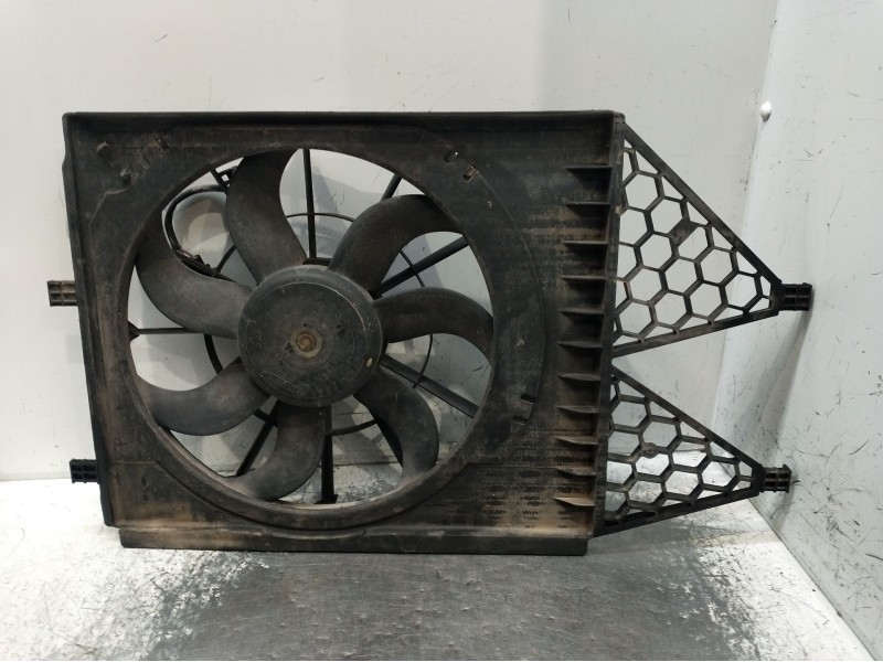 Recambio de electroventilador para skoda rapid (nh3, nk3, nk6) 1.6 tdi referencia OEM IAM   2012