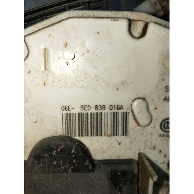 Recambio de motor cierre centralizado trasero derecho para skoda rapid (nh3, nk3, nk6) 1.6 tdi referencia OEM IAM 06E5E0839016A 