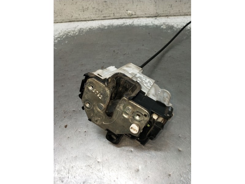 Recambio de motor cierre centralizado trasero izquierdo para fiat panda / panda classic (169_) 1.1 (169.axa1a) referencia OEM IA