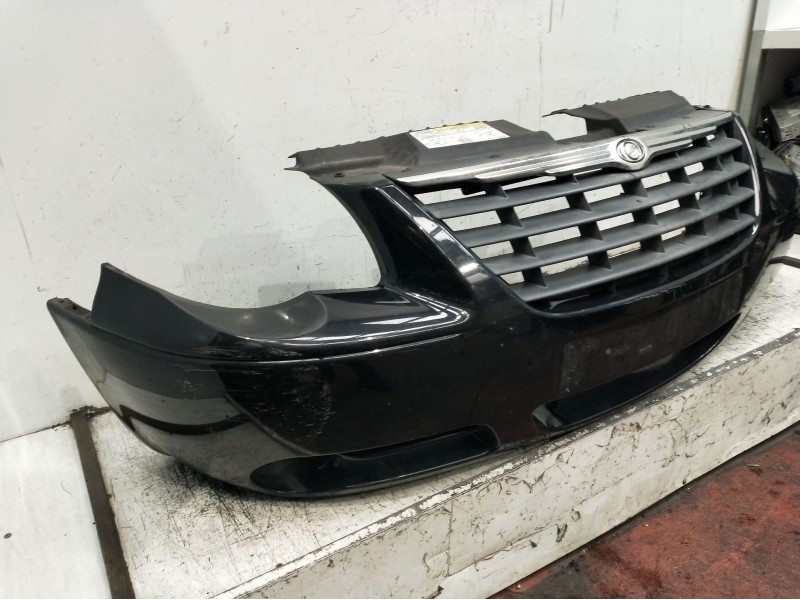 Recambio de paragolpes delantero para chrysler voyager iv (rg, rs) 2.5 crd referencia OEM IAM   2004