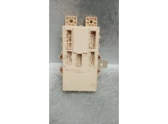 Recambio de caja reles / fusibles para ssangyong tivoli 1.6 turbodiesel cat referencia OEM IAM 8215035030   2