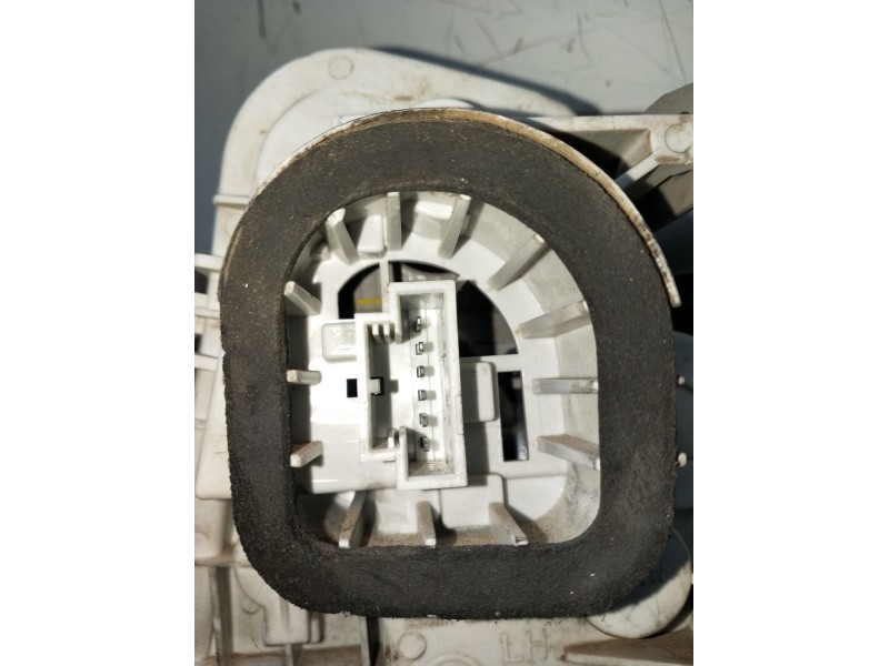 Recambio de piloto trasero izquierdo para skoda rapid (nh3, nk3, nk6) 1.6 tdi referencia OEM IAM   2012