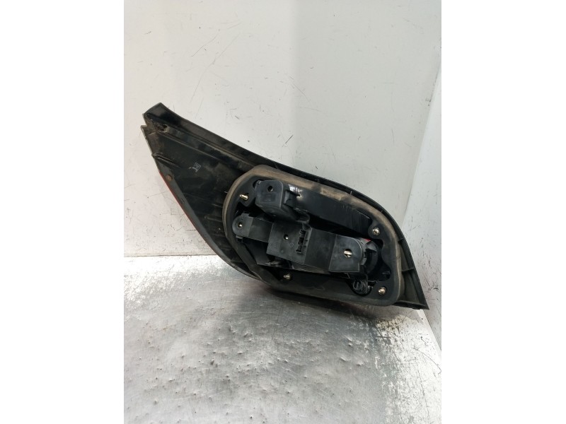 Recambio de piloto trasero derecho para bmw 5 (e60) 520 d referencia OEM IAM   2003