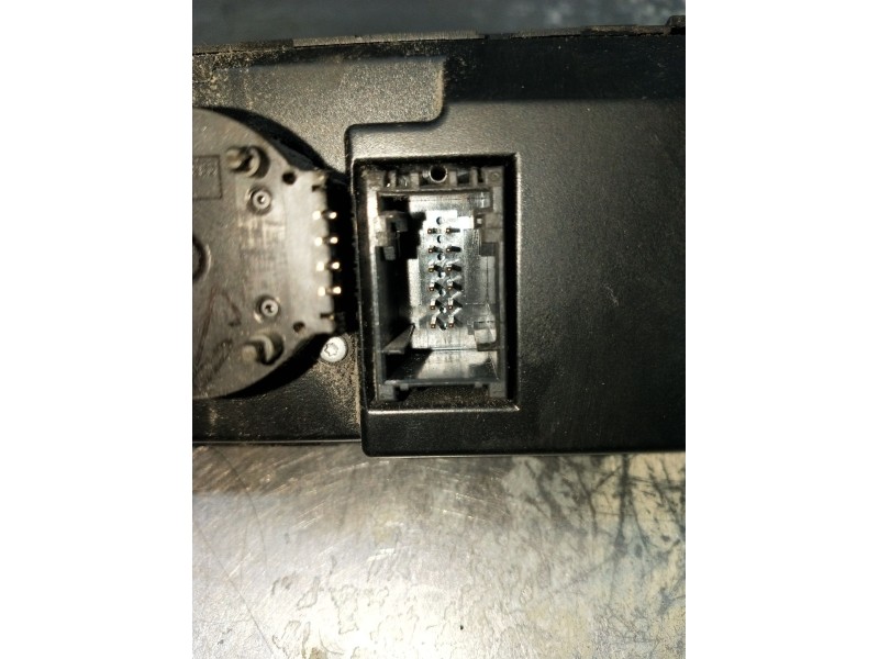 Recambio de mando calefaccion / aire acondicionado para bmw 5 (e60) 520 d referencia OEM IAM 6411697843001  2003