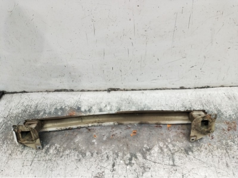 Recambio de refuerzo paragolpes trasero para skoda rapid (nh3, nk3, nk6) 1.6 tdi referencia OEM IAM   2012