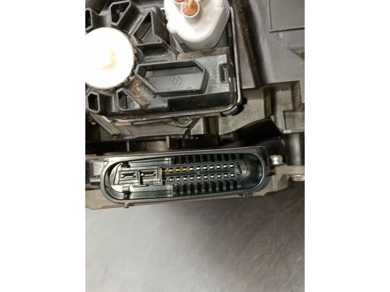 Recambio de faro derecho para toyota rav 4 v (_a5_, _h5_) 2.5 hybrid awd (axah54) referencia OEM IAM 8990842020 XENON 143800033 