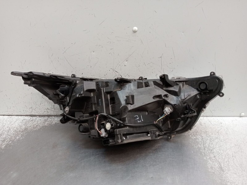 Recambio de faro izquierdo para toyota rav 4 v (_a5_, _h5_) 2.5 hybrid awd (axah54) referencia OEM IAM 8990742020 XENON 14370003